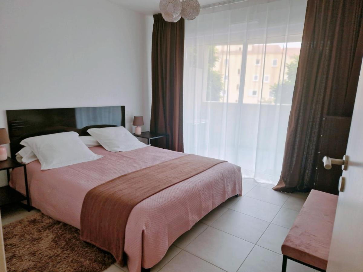 Appartement Deux Pieces A Calvi (Corsica)